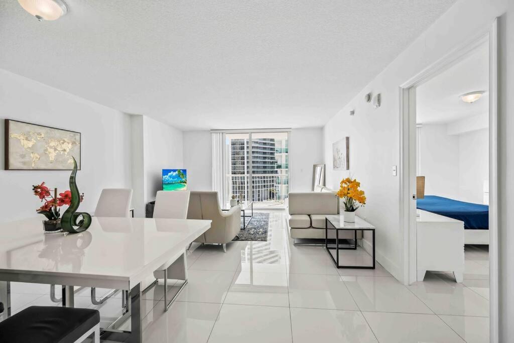 Luxurious 1 Bed Apartment In Brickell • Ocean View 마이애미 외부 사진